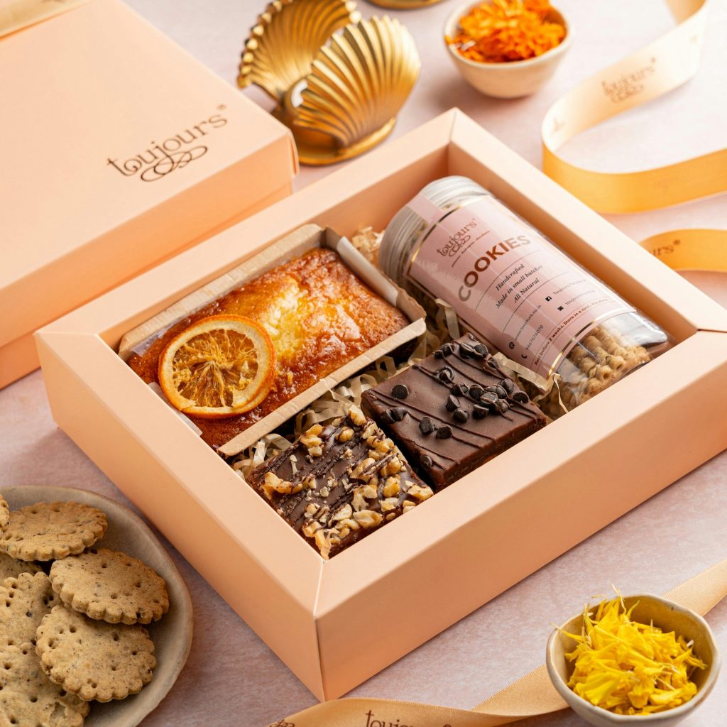 Premium handmade wedding gift box by Kagaz Kreations